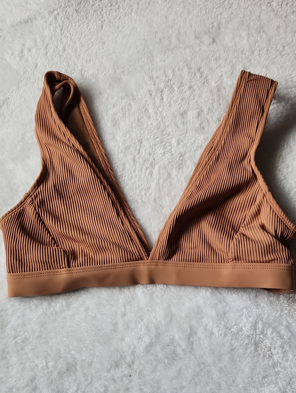Body Glove Ribbed V-Neck Bralette in Brown M